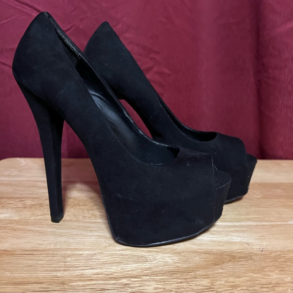 Steven Madden Swede platform Heels